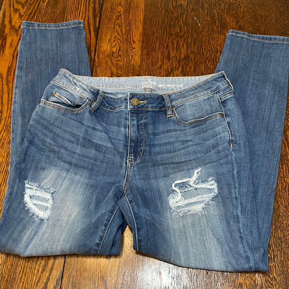 soho New York & Company curvy boyfriend jeans size 10